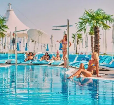 у моря, By The Sea Guest house Odesa