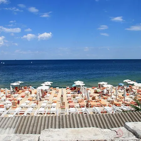 Vendégház у моря, By The Sea